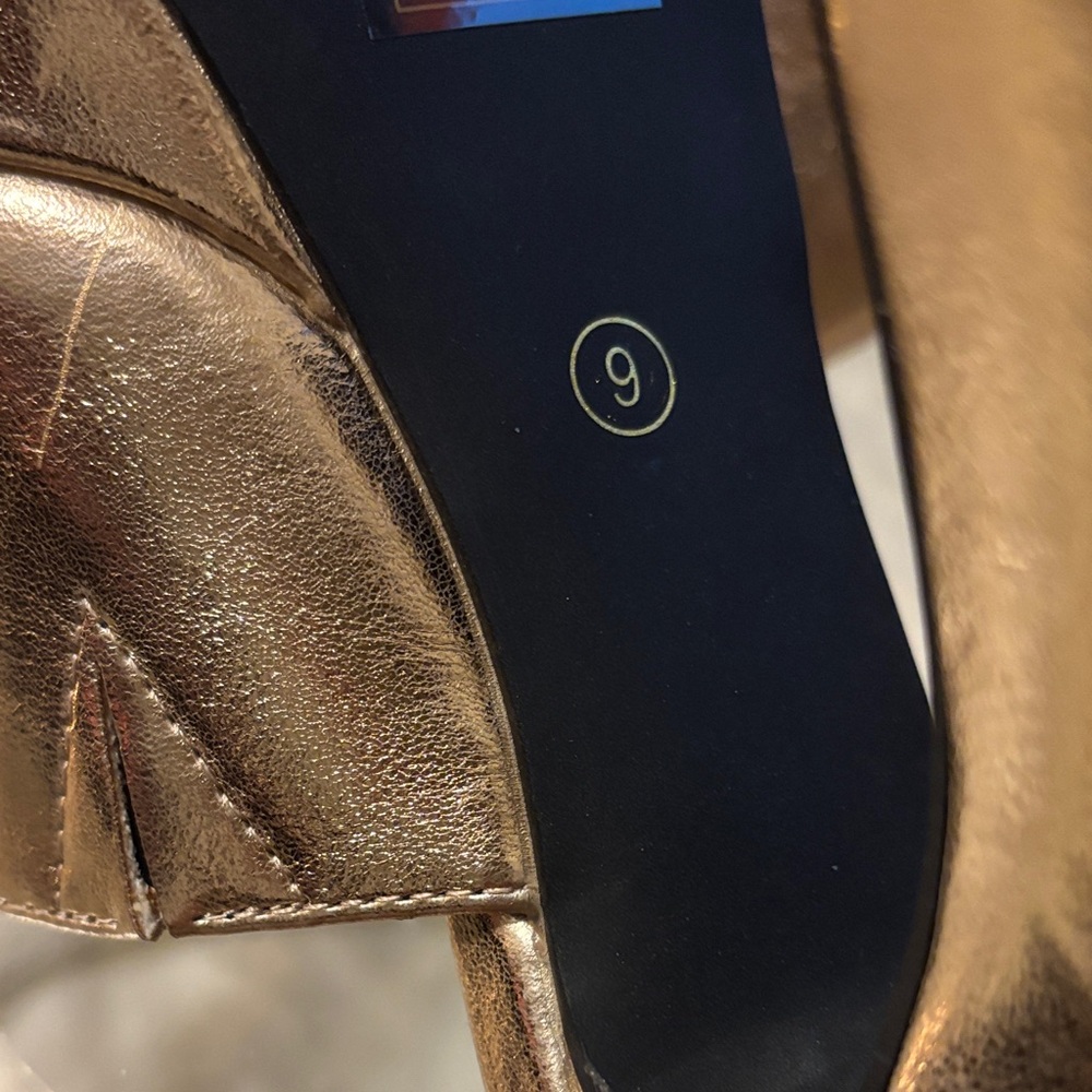 Azalea Wang Gold Mules Platform Sandals-NWOT - Picture 6 of 8